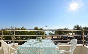 Apartman Lunga, Murter